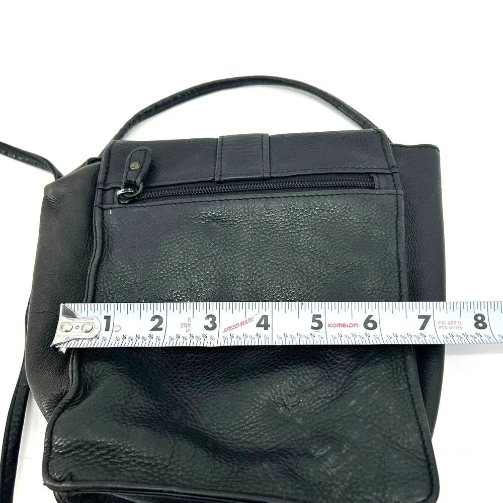 Vintage 90s Fossil Black Leather Crossbody Bag Small Flap Square Shoulder Bag - Picture 5 of 7